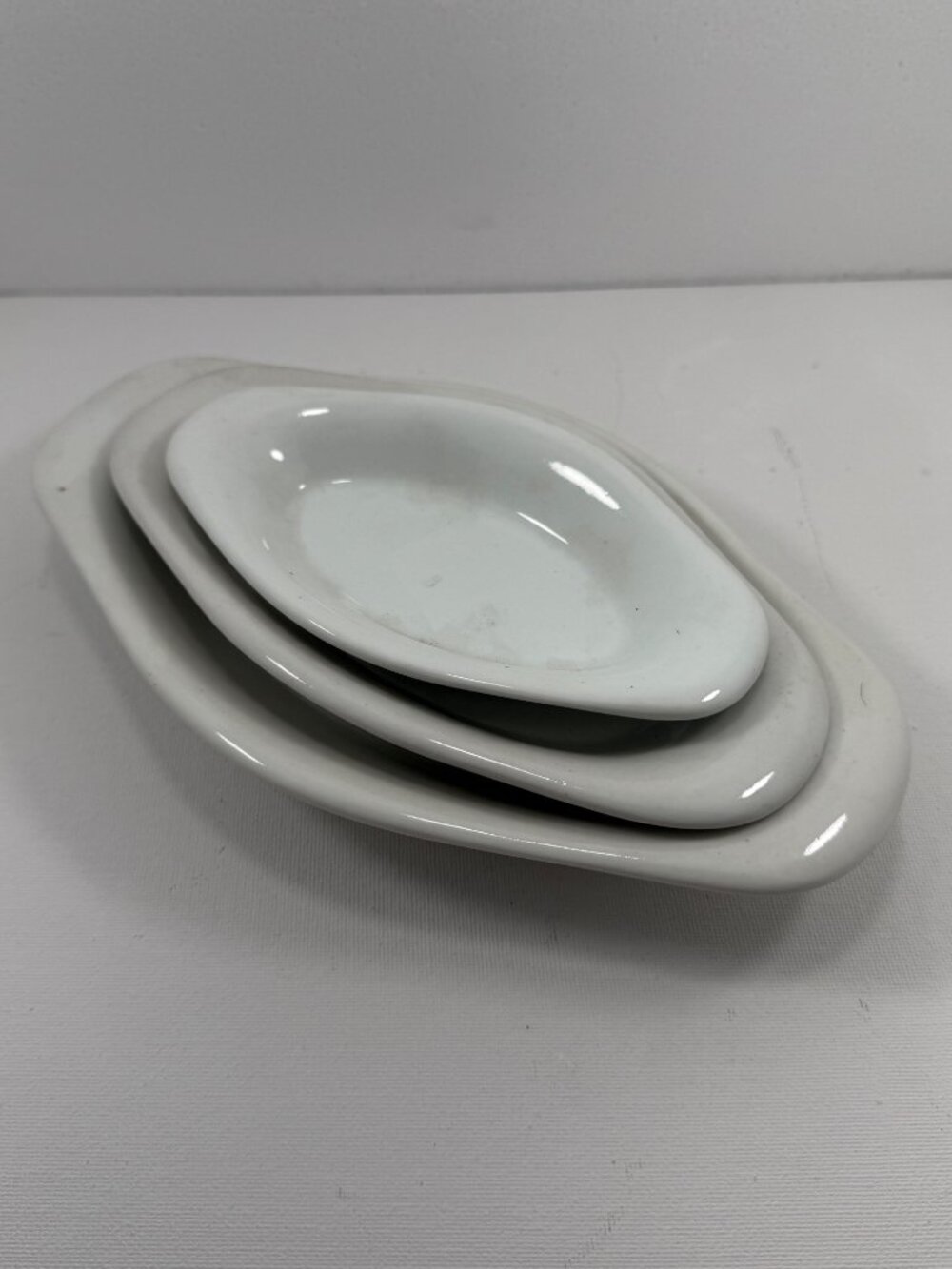 Vintage BOEHM Porcelain Set of 3 Nested White Oval Trinket Nut Dishes Horse Mark
